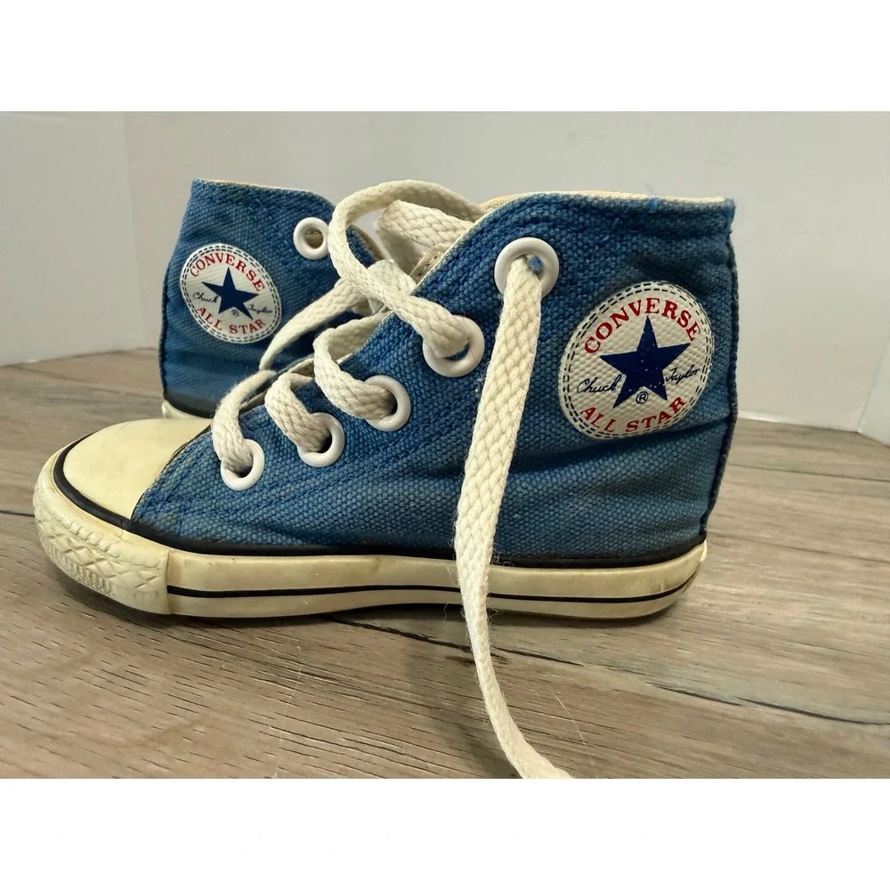 Converse Chuck Taylor Size 6 All Star High Top Blue Canvas Kids Sneakers 87121